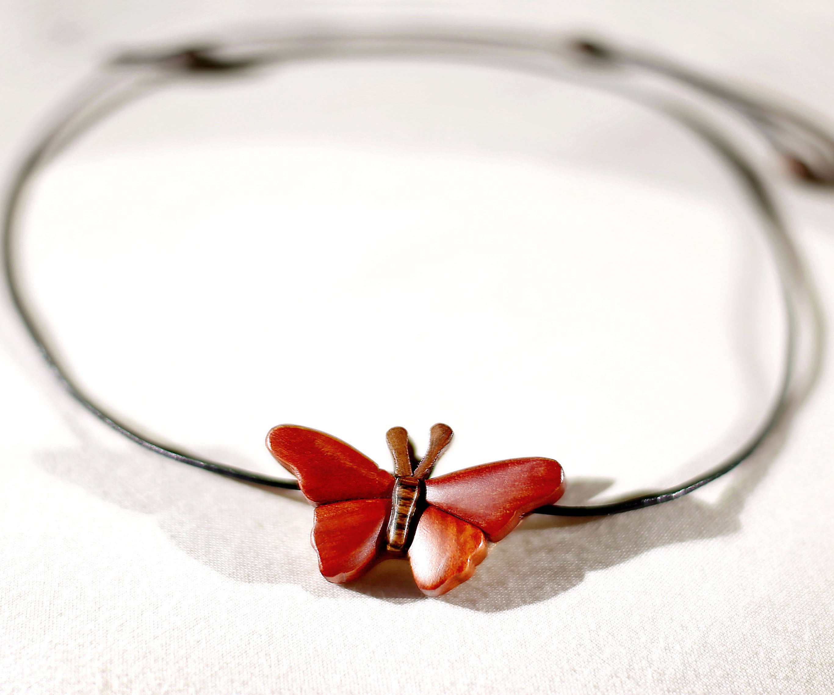 Exotic wood butterfly necklace, Ecological vintage intarsia wood for butterfly lover, Pendant in leather or surgical steel chain