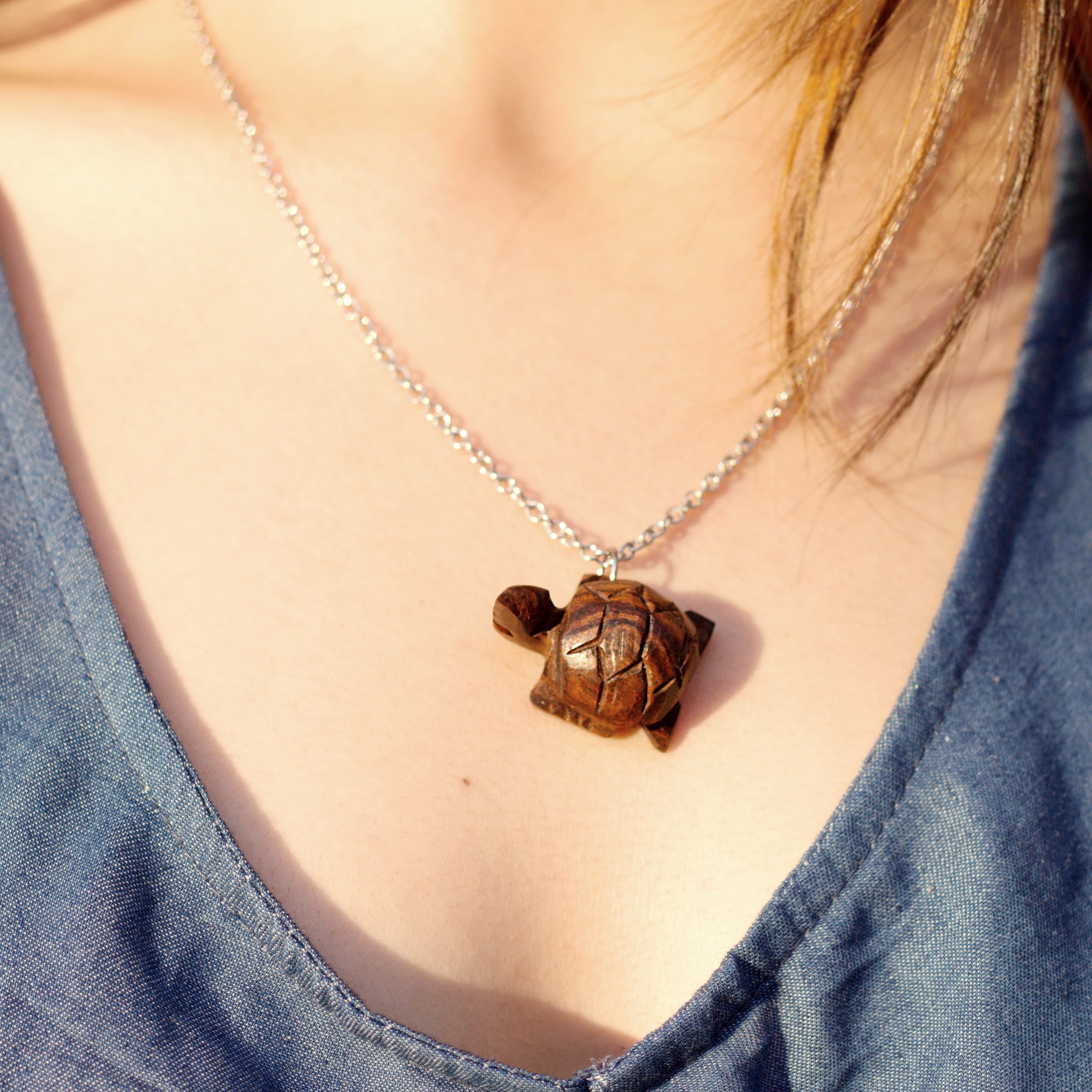 Hand wood necklace with starfish, fish, turtle orhorseshoe pendant made in sustainable jewelry,  Carved ironwood necklace, Exotic wood