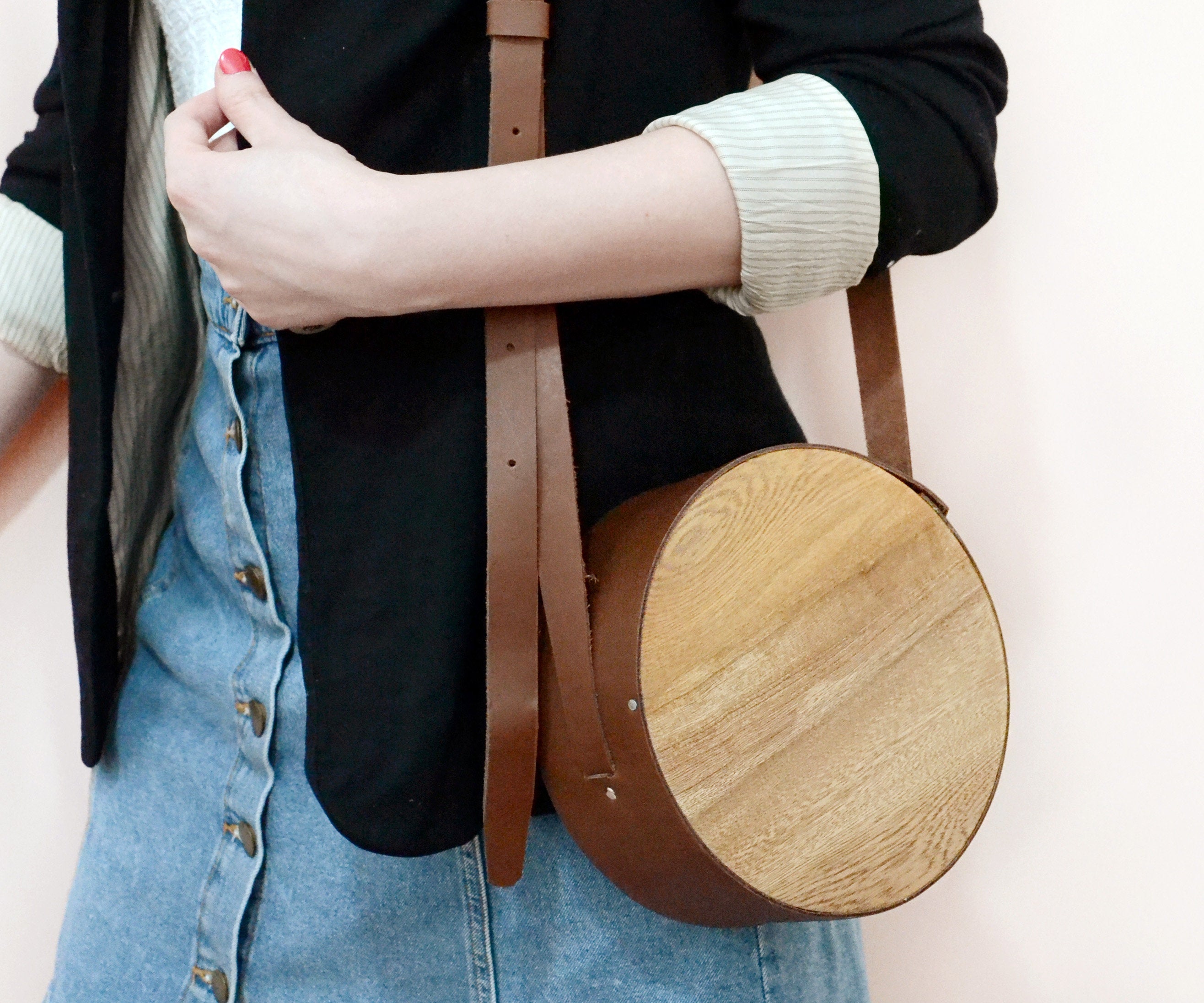 Round wooden bag or premium bag, Leather and anciente wood ethnic bag, Ethical fashion bag, Circle shoulder handbag
